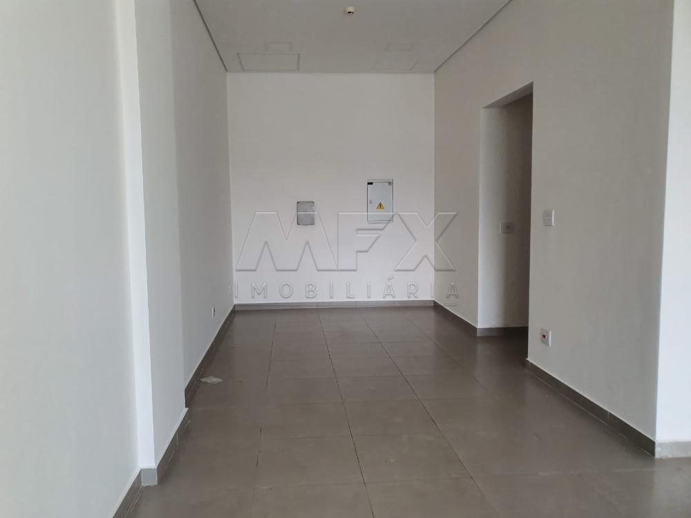 Alugar Comercial / Salão em Condomínio em Bauru R$ 2.500,00 - Foto 1 Alugar Comercial / Salão em Condomínio em Bauru R$ 2.500,00 - Foto 1