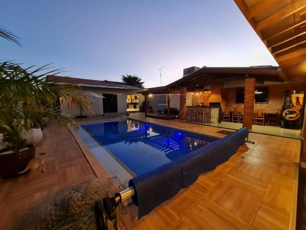 Comprar Casa / Padrão em Bauru R$ 950.000,00 - Foto 4 Comprar Casa / Padrão em Bauru R$ 950.000,00 - Foto 4