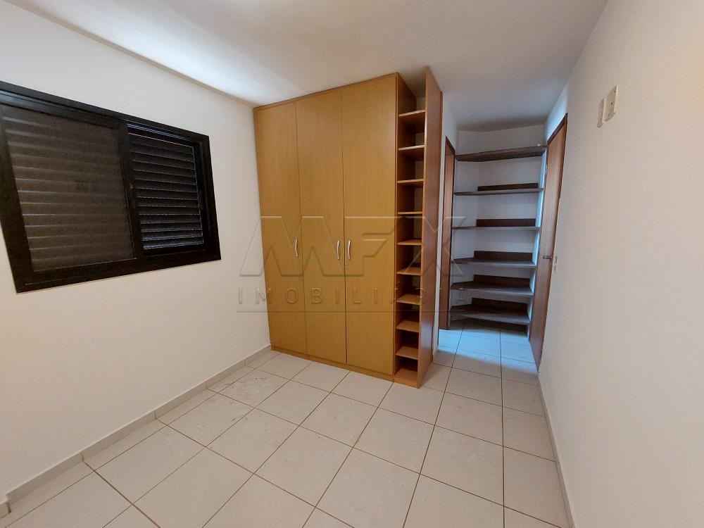 Comprar Apartamento / Padrão em Bauru R$ 380.000,00 - Foto 2