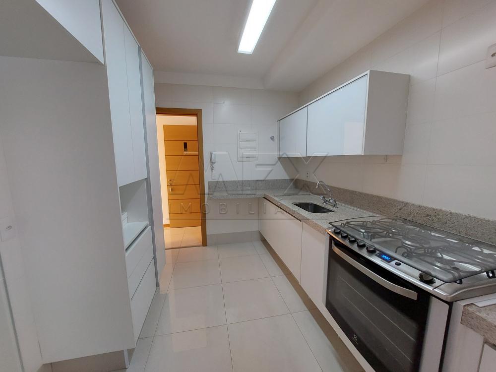 Comprar Apartamento / Padrão em Bauru R$ 810.000,00 - Foto 12