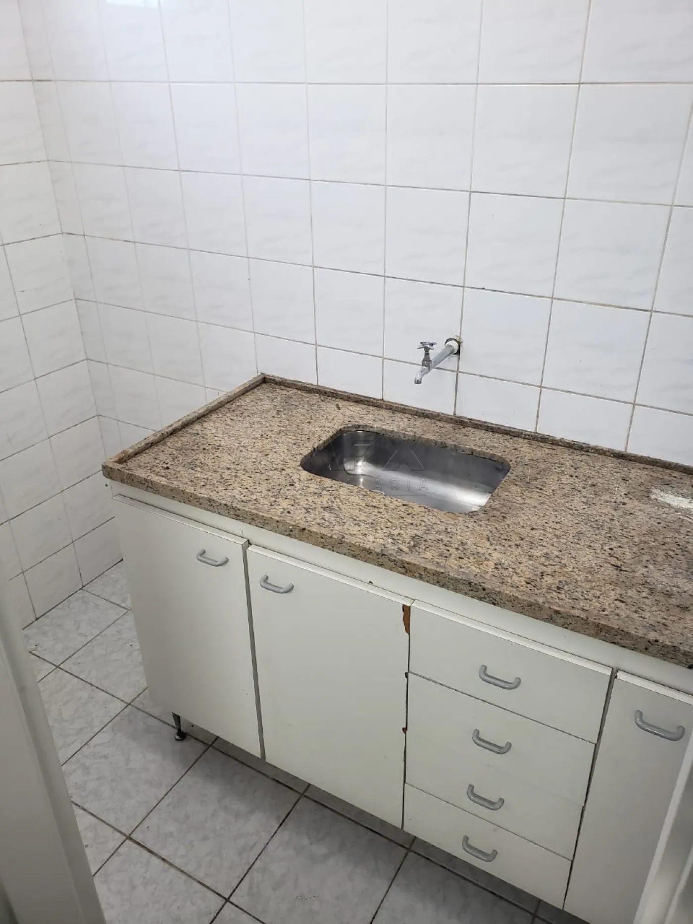 Alugar Comercial / Ponto Comercial em Bauru R$ 1.700,00 - Foto 3