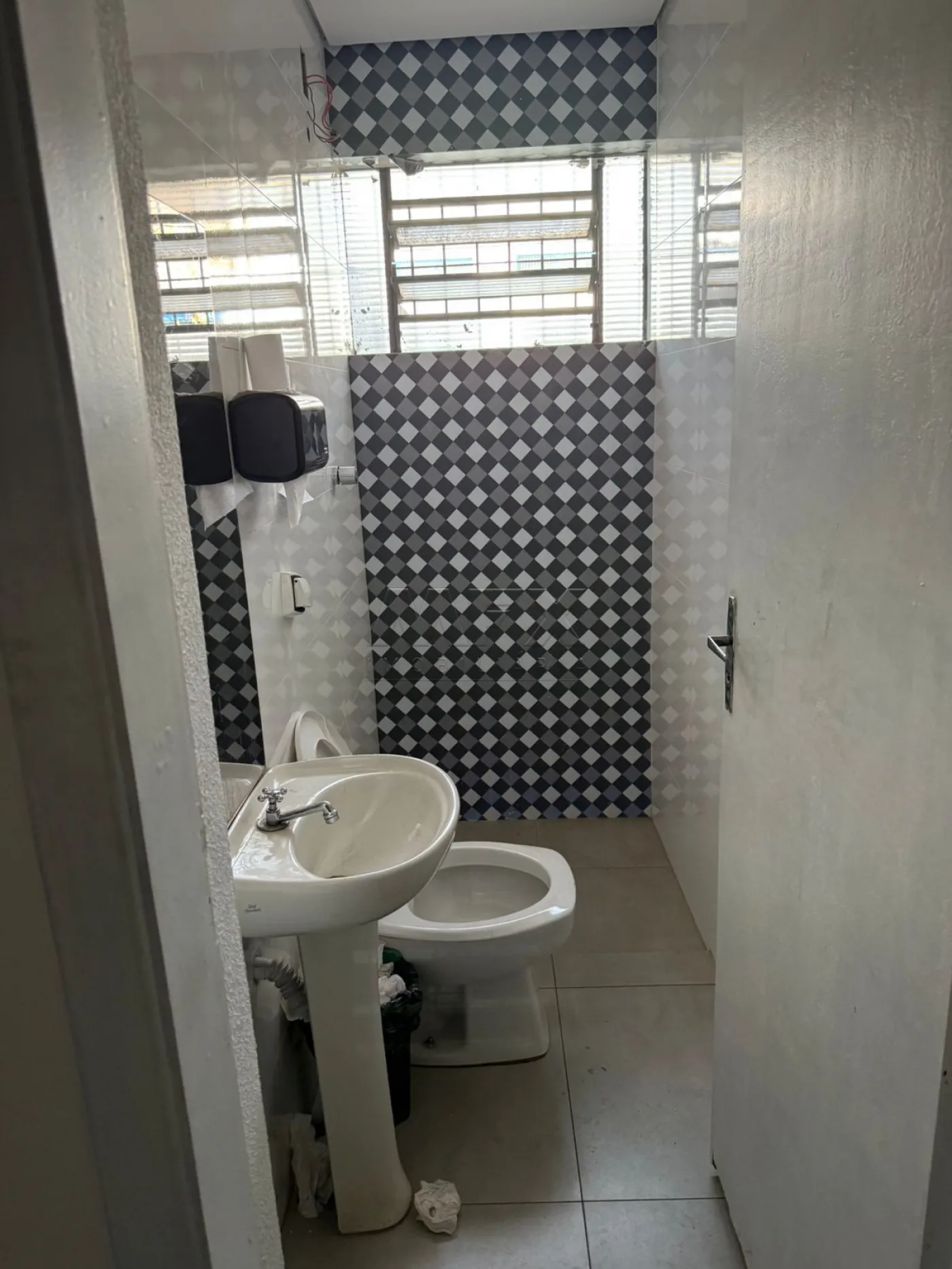 Alugar Comercial / Galpão em Bauru R$ 9.600,00 - Foto 10