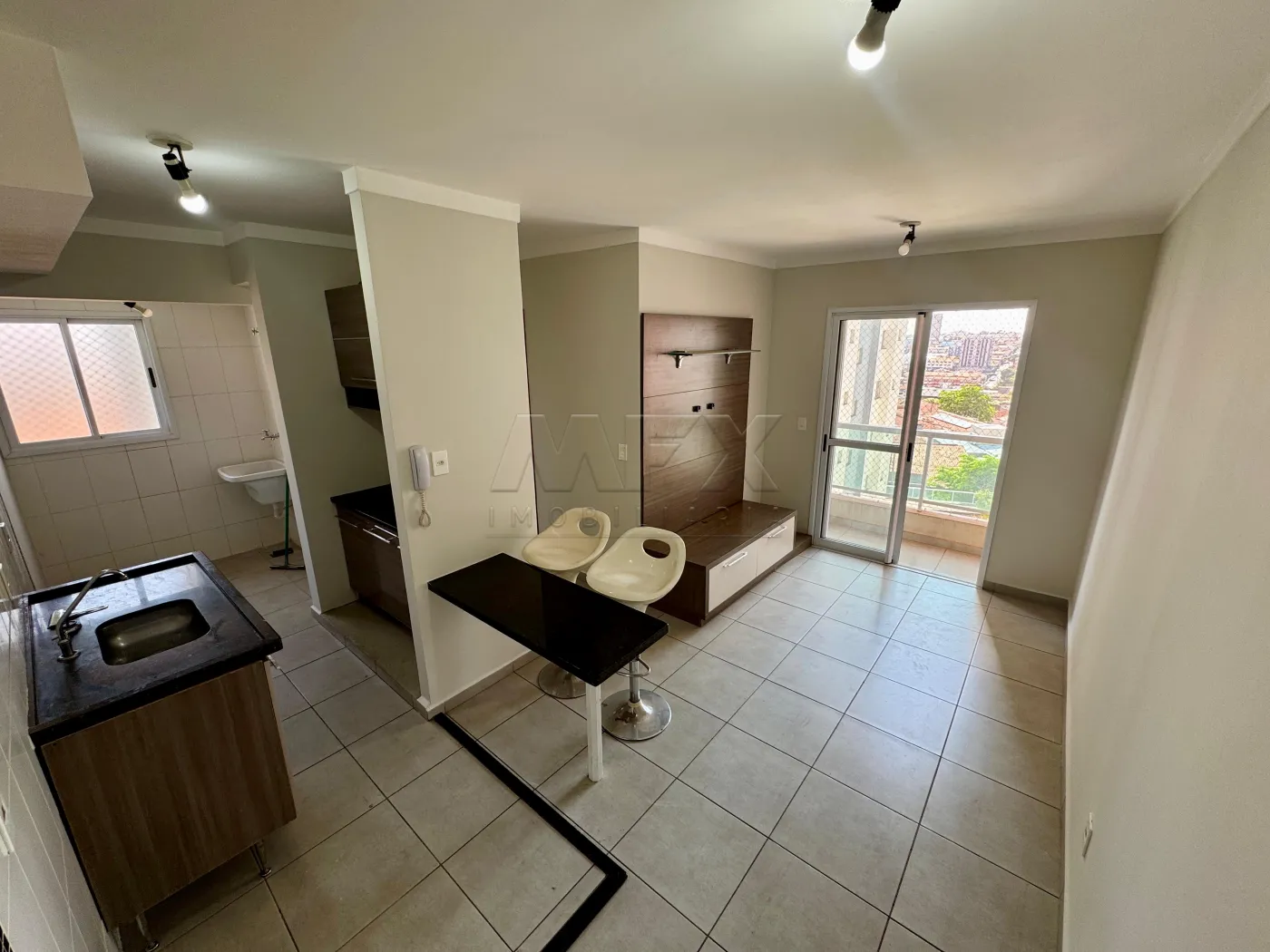 Alugar Apartamento / Padrão em Bauru R$ 1.700,00 - Foto 2