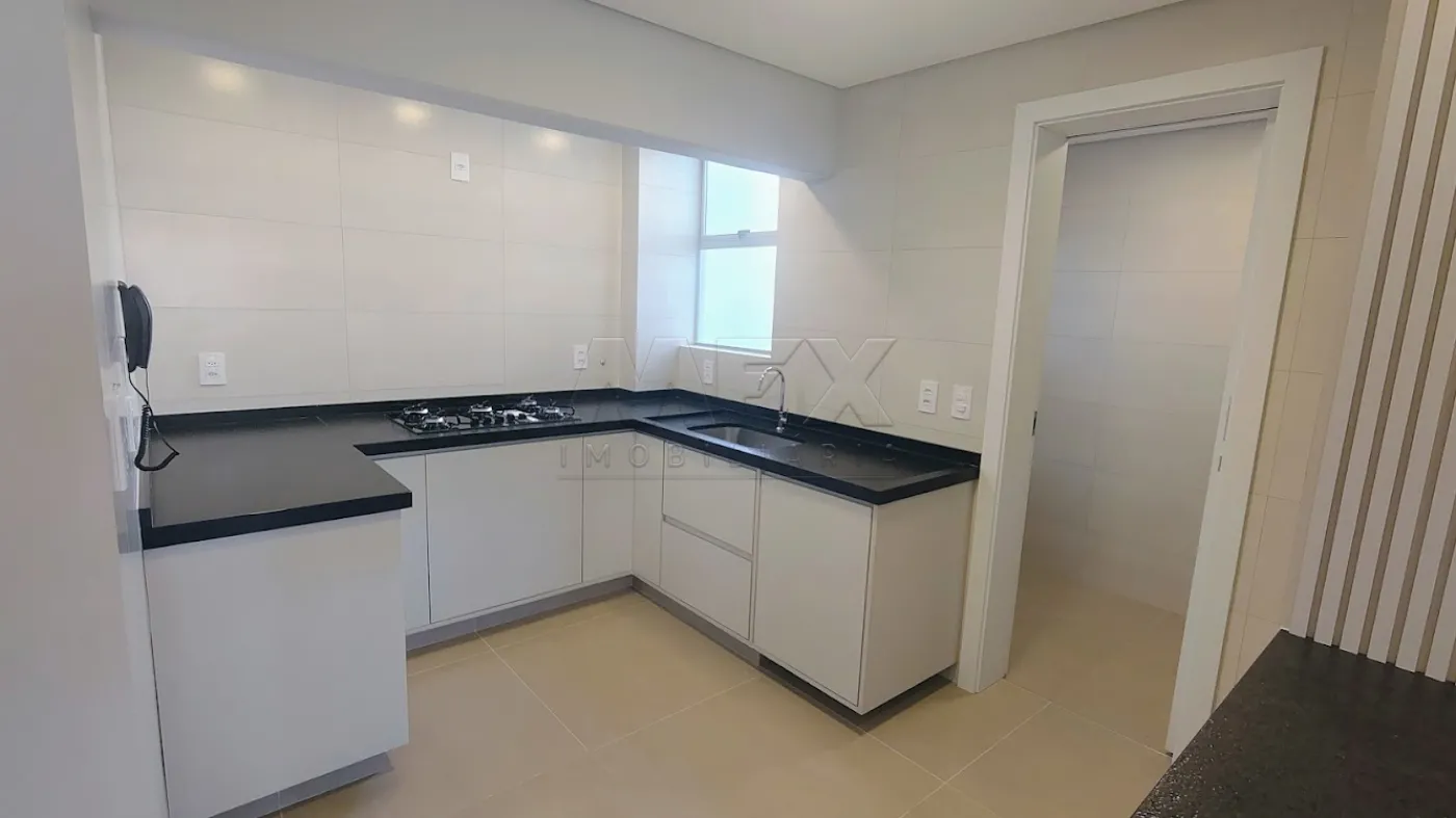 Comprar Apartamento / Padrão em Bauru R$ 410.000,00 - Foto 1