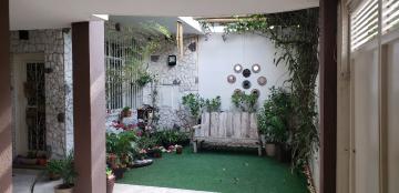 imagem 1 - Casa Comercial com 4 quartos, sendo 1 suíte, salas, piscina, área gourmet no Higienópolis em Bauru SP imagem 1 - Casa Comercial com 4 quartos, sendo 1 suíte, salas, piscina, área gourmet no Higienópolis em Bauru SP