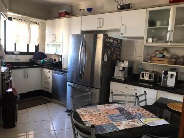 Alugar Apartamento / Padrão em Bauru. apenas R$ 590.000,00