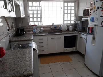 Comprar Casa / Padrão em Bauru R$ 650.000,00 - Foto 8 Comprar Casa / Padrão em Bauru R$ 650.000,00 - Foto 8