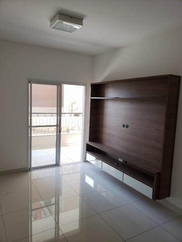 Apartamento no  Supremo Residencial