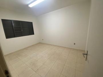 Alugar Casa / Padrão em Bauru. apenas R$ 3.800,00