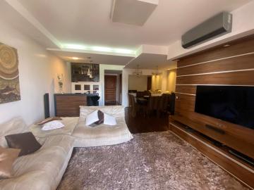 Alugar Apartamento / Padrão em Bauru. apenas R$ 720.000,00