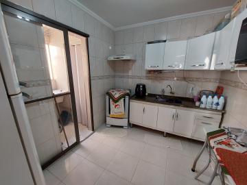 Alugar Apartamento / Padrão em Bauru. apenas R$ 233.000,00