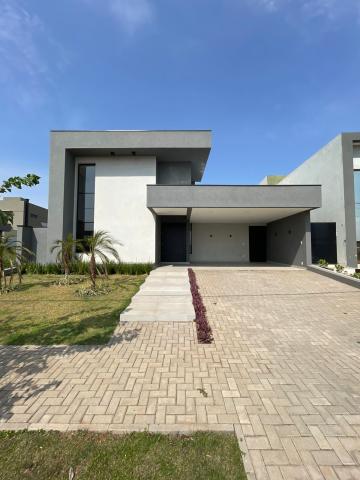 Alugar Casa / Condomínio em Bauru. apenas R$ 1.650.000,00