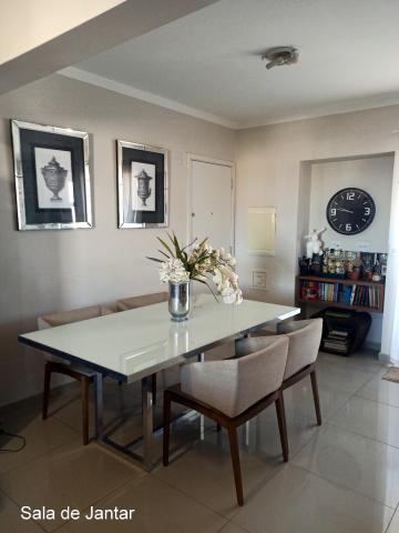 Alugar Apartamento / Padrão em Bauru. apenas R$ 400.000,00