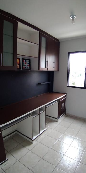 Alugar Apartamento / Padrão em Bauru. apenas R$ 230.000,00