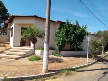 Alugar Casa / Condomínio em Bauru. apenas R$ 750.000,00