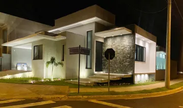 Alugar Casa / Condomínio em Piratininga. apenas R$ 1.480.000,00