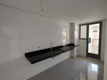 Apartamento com três quartos suítes, varanda gourmet, próximo a Av. Getulio Vargas em Bauru.