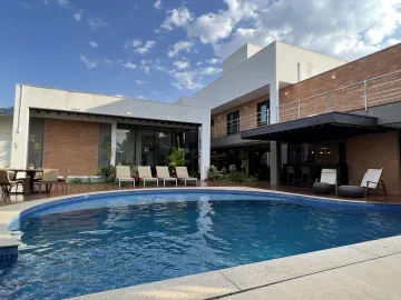 Alugar Casa / Condomínio em Bauru. apenas R$ 5.000.000,00