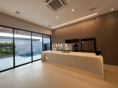 imagem 2 - Casa com Quatro Suítes, Piscina, cozinha americana completa, toda automatizada imagem 2 - Casa com Quatro Suítes, Piscina, cozinha americana completa, toda automatizada