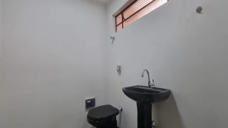 imagem 5 - Excelente Residência para comércio, clínica, salão de beleza próximo ao Bosque da Comunidade. imagem 5 - Excelente Residência para comércio, clínica, salão de beleza próximo ao Bosque da Comunidade.