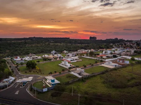 Terreno no Residencial Solar Primavera em Piratininga