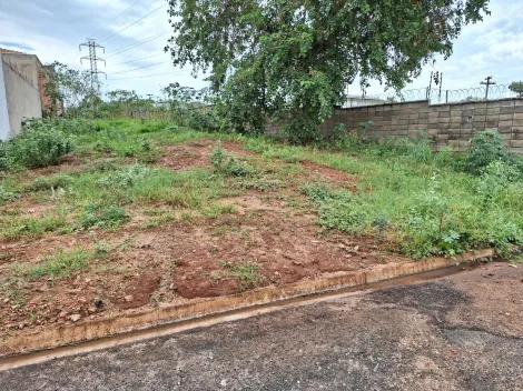 Terreno no Parque das das Nações com ótima topografia.