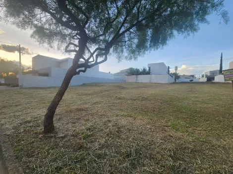 imagem 1 - Terreno no Condomínio Village Campo Novo em Bauru no Jardim Marabá imagem 1 - Terreno no Condomínio Village Campo Novo em Bauru no Jardim Marabá