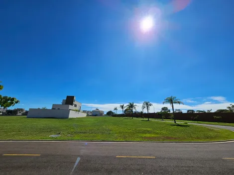 Alugar Terreno / Condomínio em Bauru. apenas R$ 660.000,00