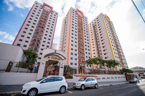 Apartamento 3 quartos sendo 1 suíte no Residencial Trianon em Bauru SP no Jardim Infante Dom Henrique