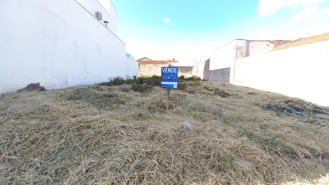 imagem 1 - Terreno com 258m² no Jardim Europa, plano, encaixado em Bauru SP imagem 1 - Terreno com 258m² no Jardim Europa, plano, encaixado em Bauru SP
