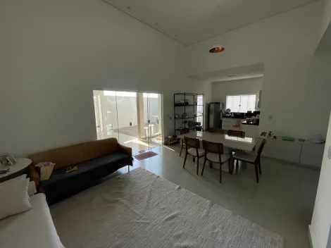 imagem 3 - Linda casa espaço, 3 quartos, 1 suíte com amplo quintal imagem 3 - Linda casa espaço, 3 quartos, 1 suíte com amplo quintal