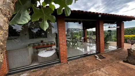 imagem 1 - Chácara Bairro Guaianas - 6.200m² com casa sede e pastos imagem 1 - Chácara Bairro Guaianas - 6.200m² com casa sede e pastos