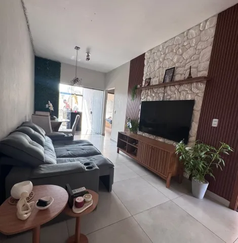 imagem 1 - Casa com 2 quartos com ótima localização imagem 1 - Casa com 2 quartos com ótima localização