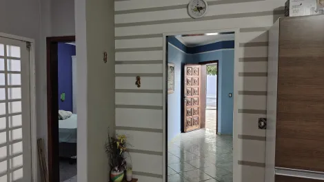 imagem 5 - Casa para venda na Vila Solange 3 quartos sendo 1 suíte, sala 2 ambientes, 3 banheiros, 3 vagas de garagens e portão automatizado imagem 5 - Casa para venda na Vila Solange 3 quartos sendo 1 suíte, sala 2 ambientes, 3 banheiros, 3 vagas de garagens e portão automatizado