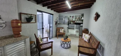 imagem 5 - Casa com 3 quartos, garagem para 3 carros, edícula ampla com sala, cozinha e banheiro, no Jardim América em Bauru imagem 5 - Casa com 3 quartos, garagem para 3 carros, edícula ampla com sala, cozinha e banheiro, no Jardim América em Bauru