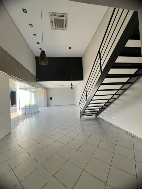 imagem 3 - Ponto Comercial , excelente para locação em corredor comercial com estacionamento imagem 3 - Ponto Comercial , excelente para locação em corredor comercial com estacionamento