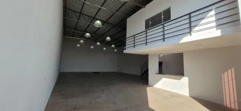 imagem 2 - Salão Comercial com Portão largo e automatizado, escritório, pé direito alto, no Bairro Julio Nóbrega em Bauru imagem 2 - Salão Comercial com Portão largo e automatizado, escritório, pé direito alto, no Bairro Julio Nóbrega em Bauru