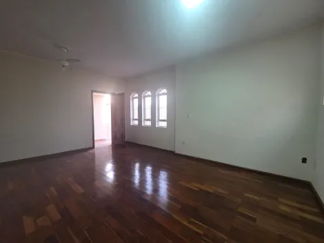 imagem 3 - Casa com 3 quartos, edícula com 2 quartos, garagem ampla no Jardim Santana em Bauru imagem 3 - Casa com 3 quartos, edícula com 2 quartos, garagem ampla no Jardim Santana em Bauru