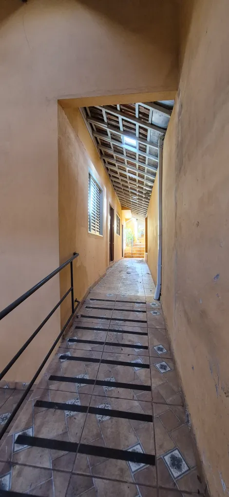 imagem 4 - Casa com 3 quartos e uma suíte na Vila Falcão com terreno enorme mais de 700m² imagem 4 - Casa com 3 quartos e uma suíte na Vila Falcão com terreno enorme mais de 700m²